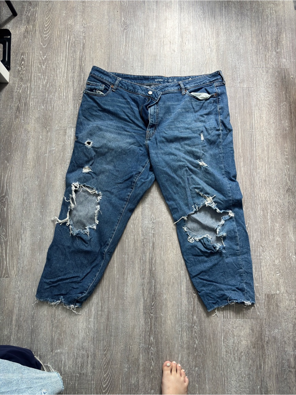 Old Navy Ripped Blue Relaxed Fit Jeans